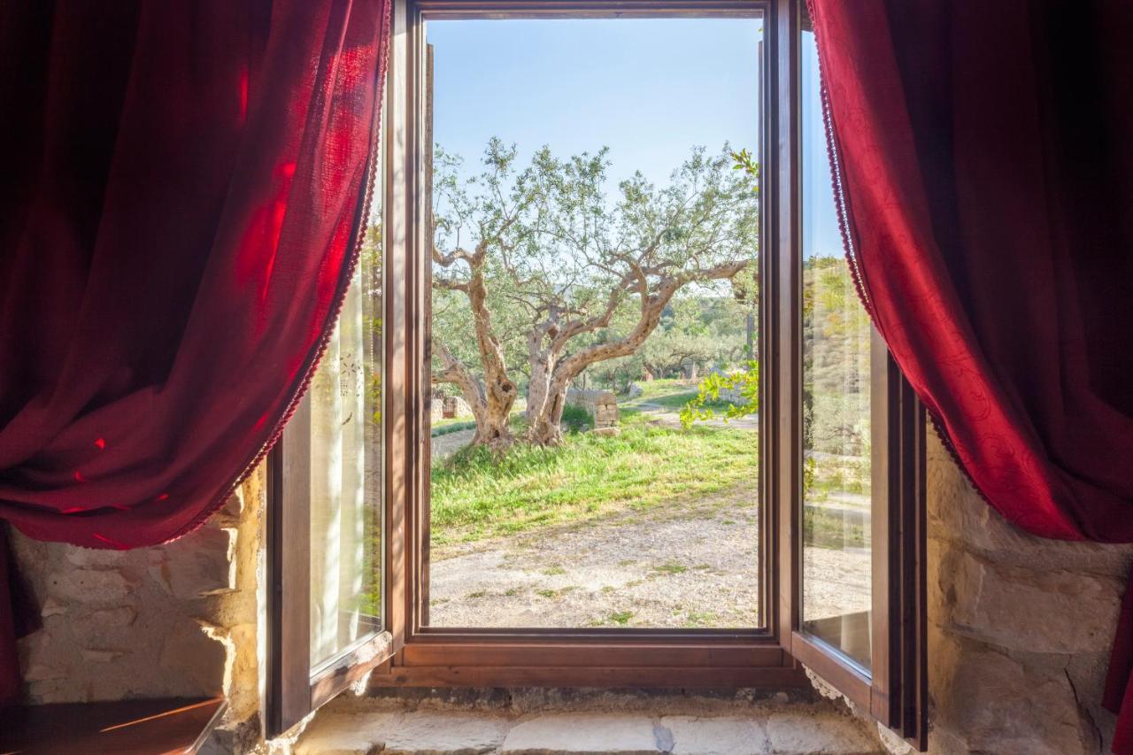 Masseria Fortificata Lo Zafferaneto Buccheri Exteriér fotografie