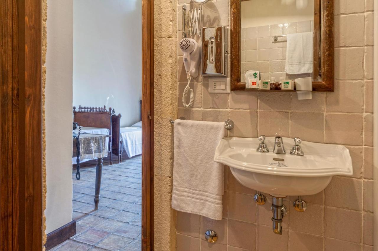 Masseria Fortificata Lo Zafferaneto Buccheri Exteriér fotografie