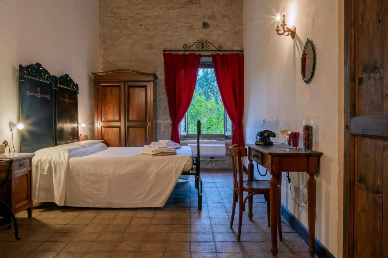 Masseria Fortificata Lo Zafferaneto Buccheri Exteriér fotografie